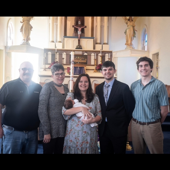 Meet your Posher, June - Picture 1 of 3